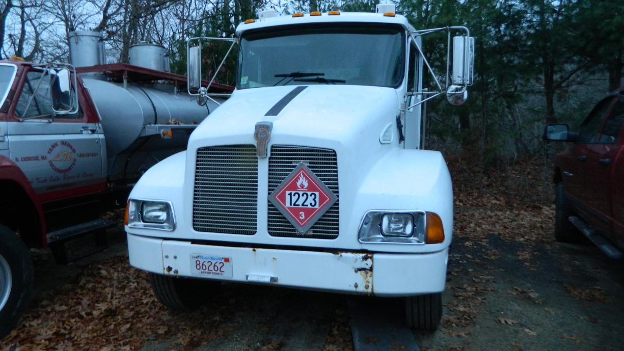 2000 Kenworth T300