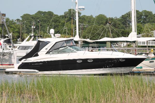 2008 Monterey 400 Sport Yacht