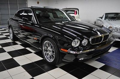 Jaguar : XJ8 XJ PRISTINE!!! AMAZING CONDITION - BLACK/BLACK - NAVIGATION - 2 OWNERS