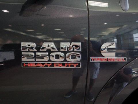 2014 RAM 2500 4 DOOR CREW CAB SHORT BED TRUCK