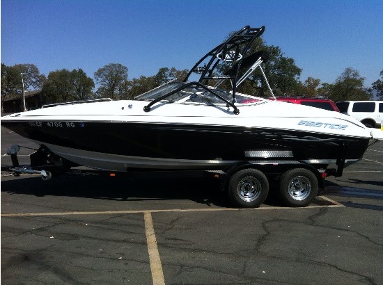 2005 Ebbtide 2100 Bowrider