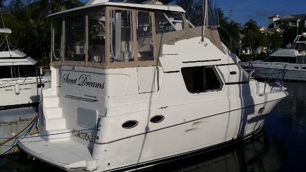 2000 Silverton OWNER NEEDS SOLD THIS WEEK 322 Motor Yacht Low Hours