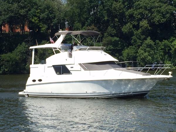 1998 Silverton 372 Motor Yacht
