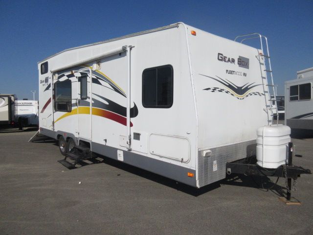 2002 Fleetwood Discovery 37T