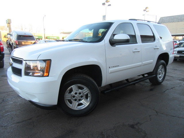 Chevrolet : Tahoe LT 4X4 White 4X4 LS Tow Pkg 4k Miles 6 Pass Rear Air Boards Ex Fed SUV Nice