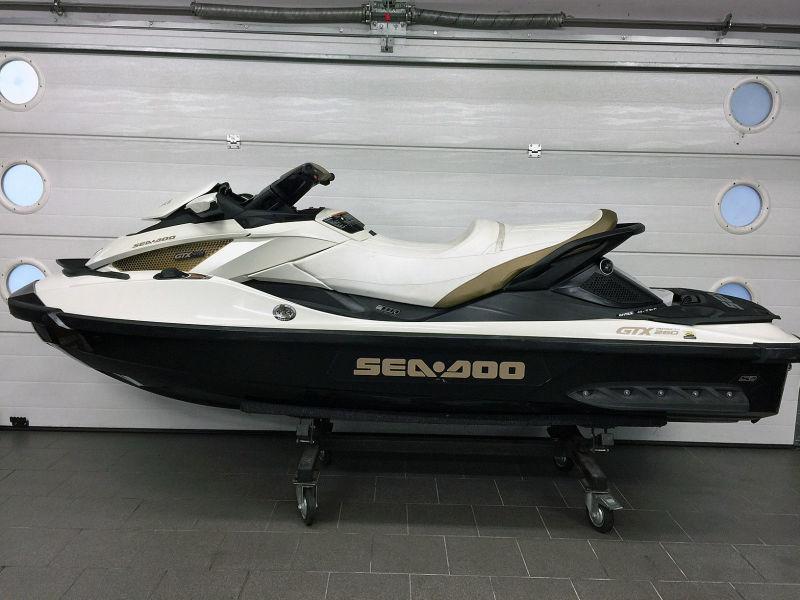 2011 Jetski SEA DOO GTX IS Limited 260PS