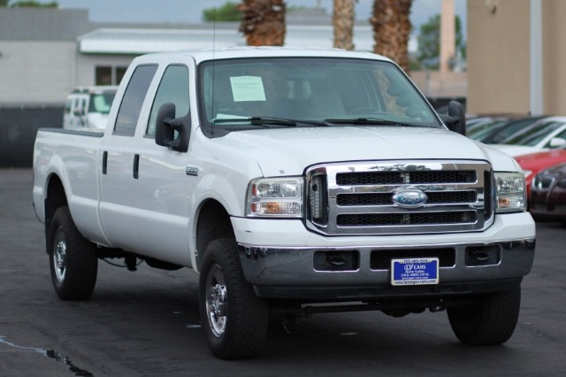 2006 Ford F-250 SD XLT Crew Cab Long Bed 4WD