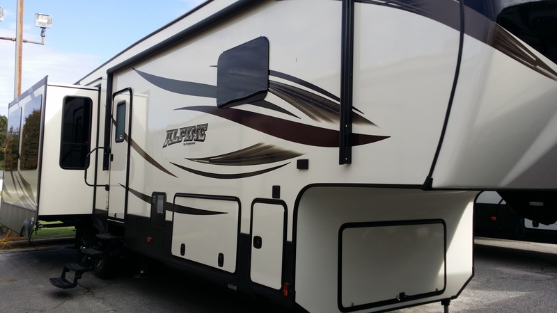 2016 Keystone Rv Alpine 3731FB