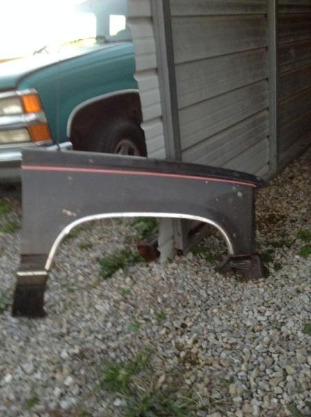 1991 Chev 1500 right front fender
