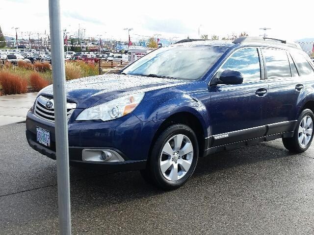 2011 SUBARU OUTBACK  2.5I PREMIUM