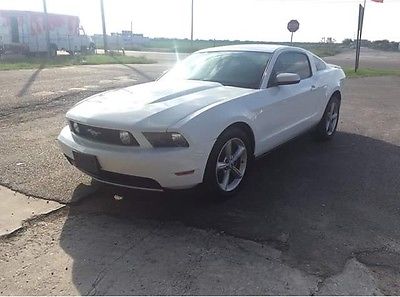 Ford : Mustang GT 2010 mustang gt 5 speed