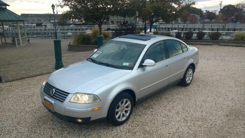 Clean 2004 Volkswagen Passat GLS, Auto, Loaded