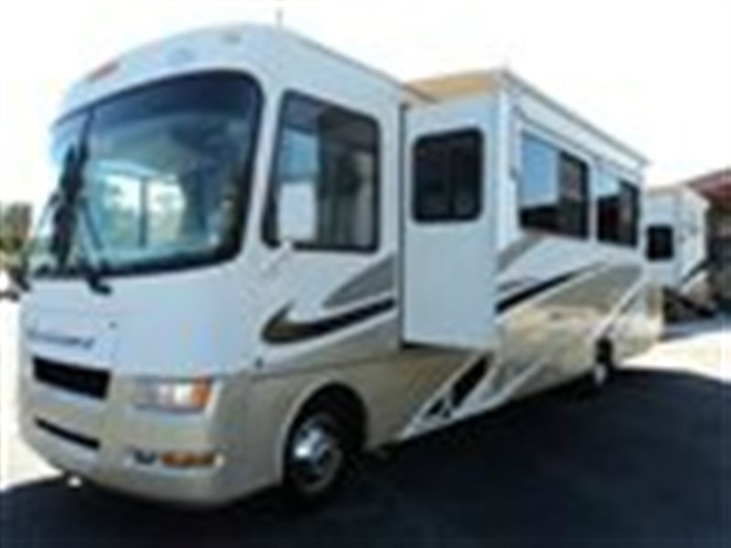 2016 Thor Motor Coach Four Winds 35SK
