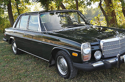 Mercedes-Benz : 200-Series 1975 mercedes 280