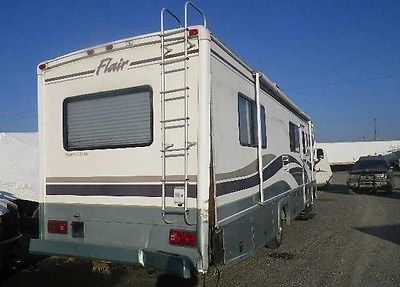 2000 Fleetwood Flair 30' Motorhome Workhorse Chassis 52k miles RT rear Damage