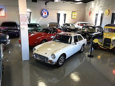 MG : MGB MGB GT 1974 mgb gt rare grand touring rust free solid and mostly original