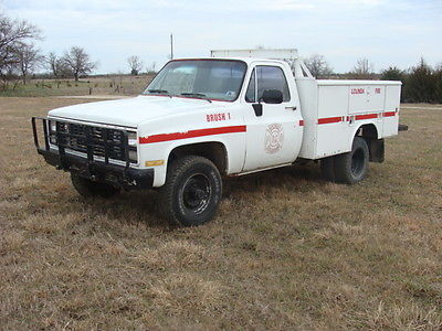 Chevrolet : C/K Pickup 3500 Custom Deluxe 1984 chevrolet m 1028 k 30 cucv military 4 x 4 diesel 5 4 ton reading utility bed