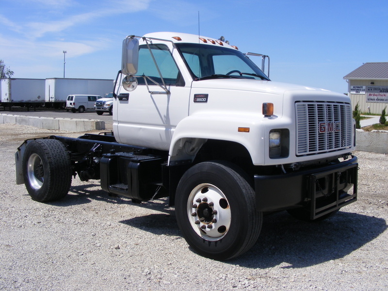 1999 Gmc Single Axle Gmc 8500 In  Conventional - Day Cab