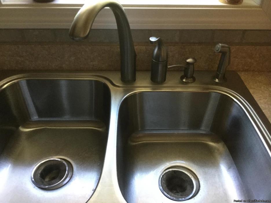 Kohler stainless kitchen sink and faucet, 1