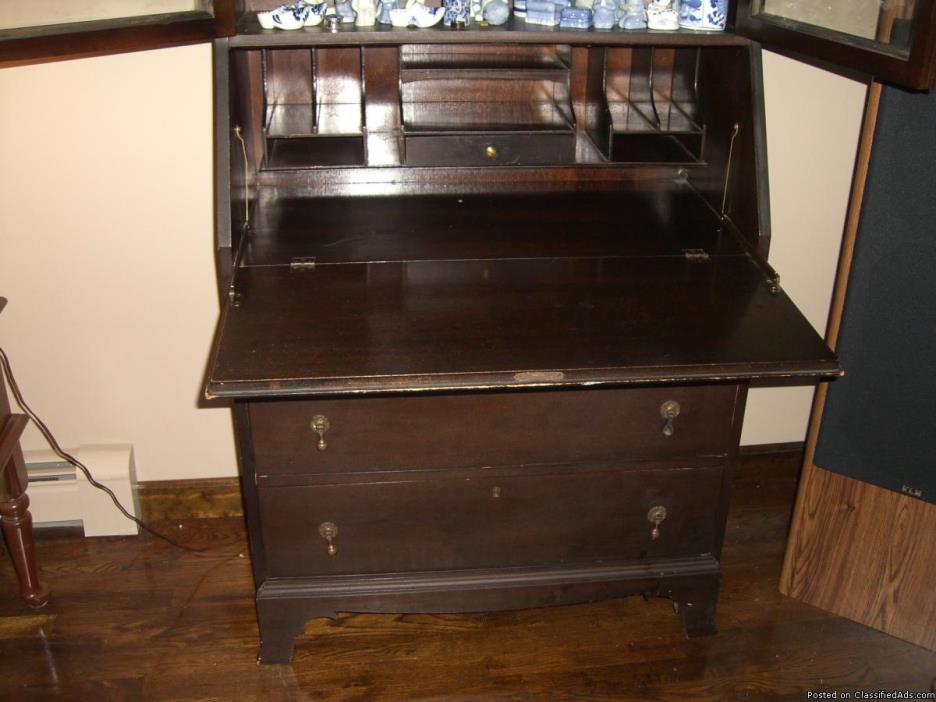 Vintage Hutch /Desk, 2