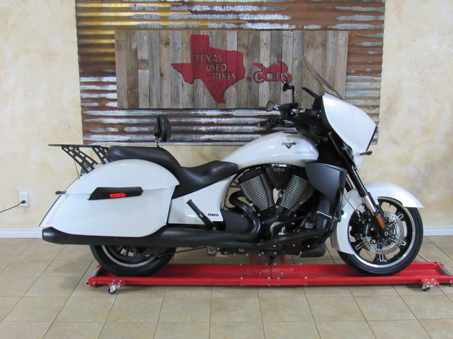 2014 Victory Cross Country - White Metallic