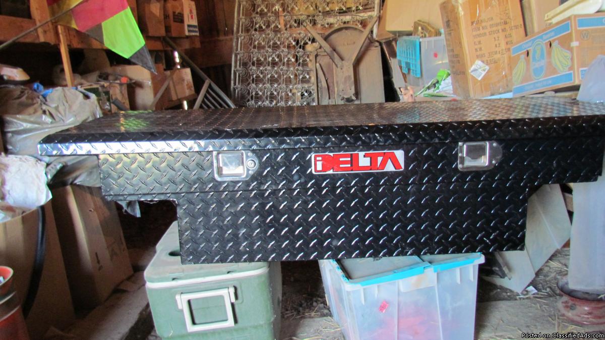 DELTA PICKUP TOOL BOX FOR SALE, 0