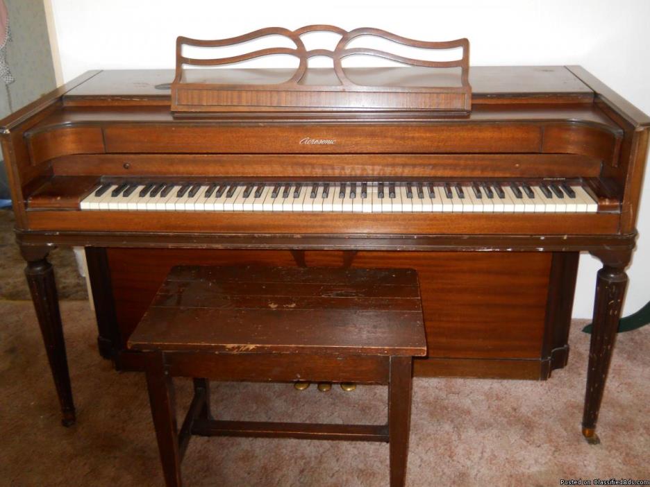 1946 ACROSONIC PIANO, 0