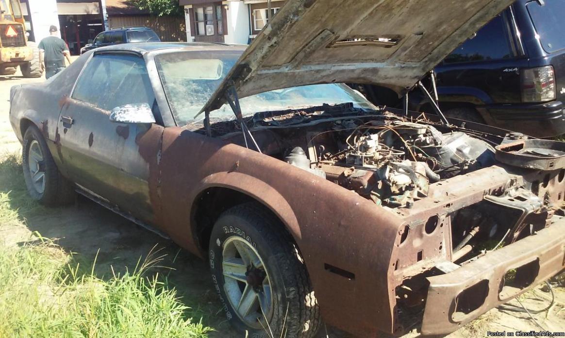 Parting OUT - 1982 Chevy Camaro, 0