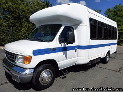 2006 Ford E450 Startrans Wheelchair Shuttle Bus (A4790)
