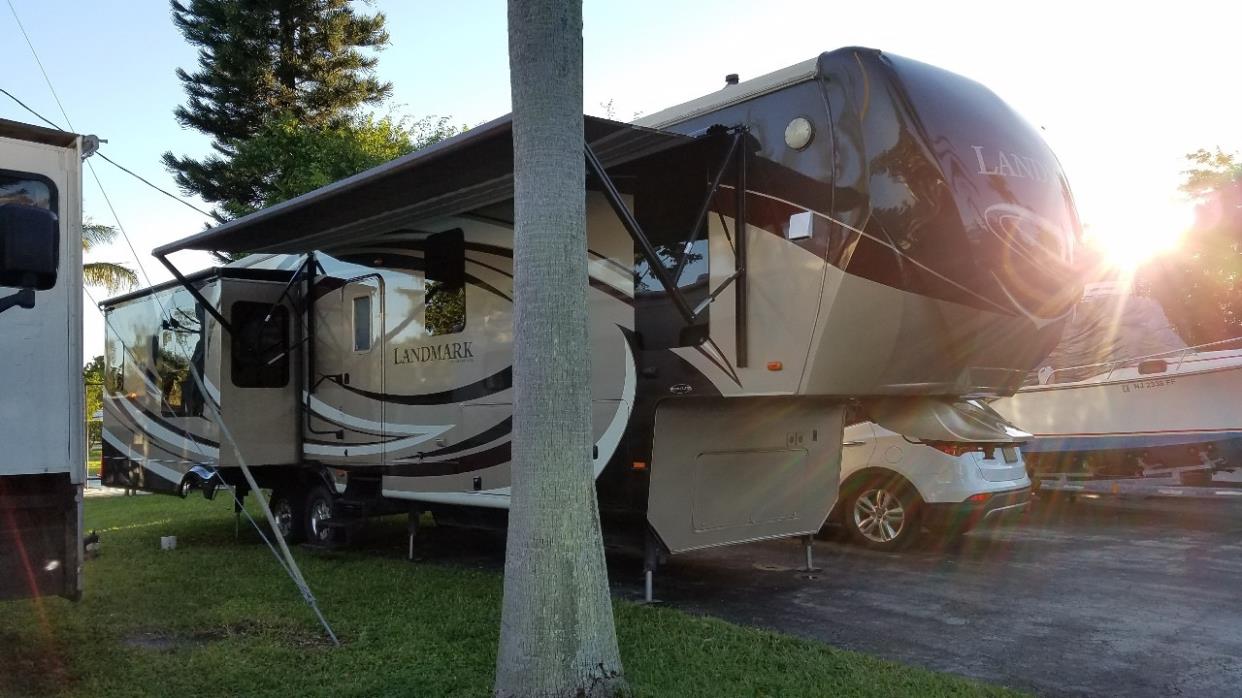 2013 Heartland LANDMARK LM SEQUOIA