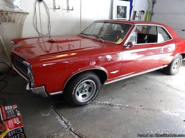 1966 Pontiac GTO For Sale in Sherbrooke, Quebec Canada  J1H3T4