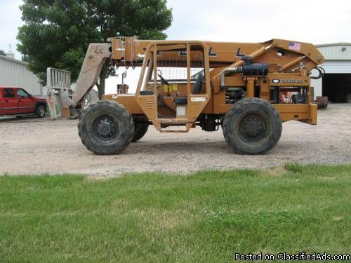 2000 Lull 844C Forklift, 1