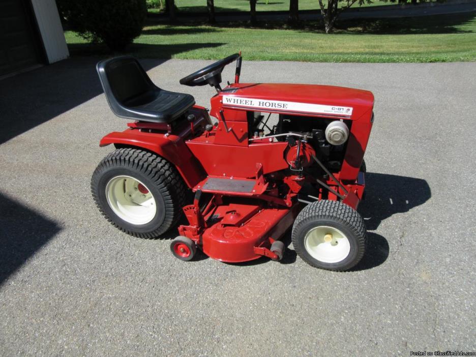 Reconditioned Wheel Horse Tractor, 0