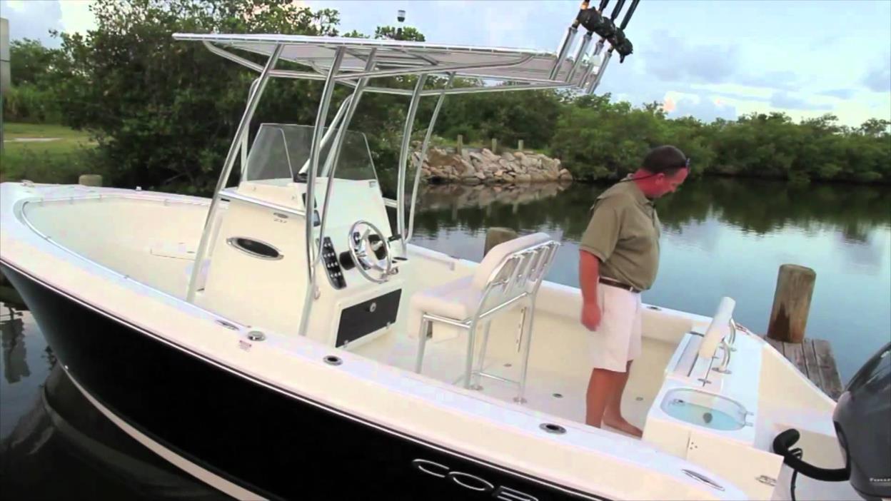 2017 COBIA BOATS 237CC