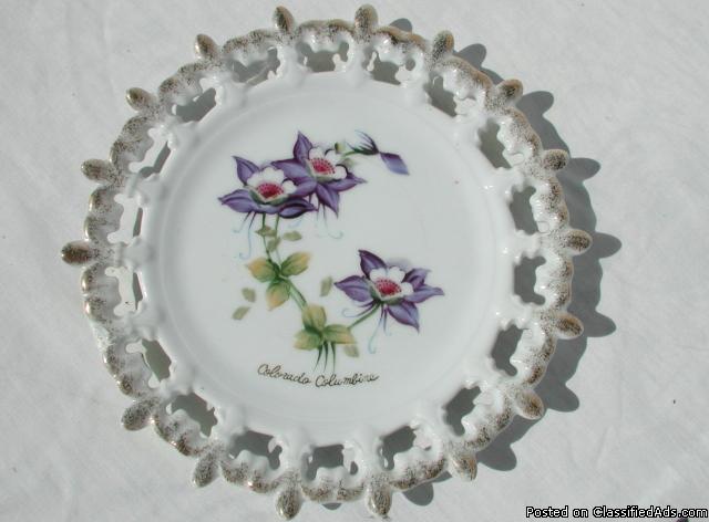 Porcelain & China Plates for Decoration, 1