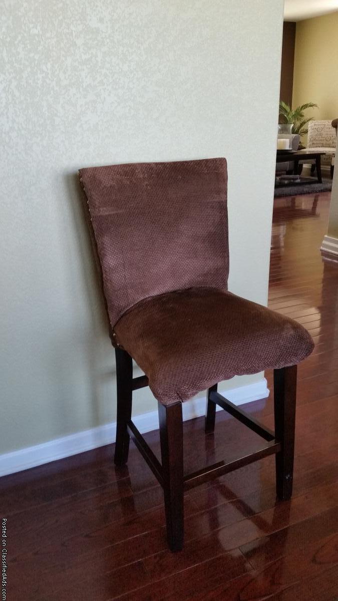 Counter height chairs( 6 pieces), 1