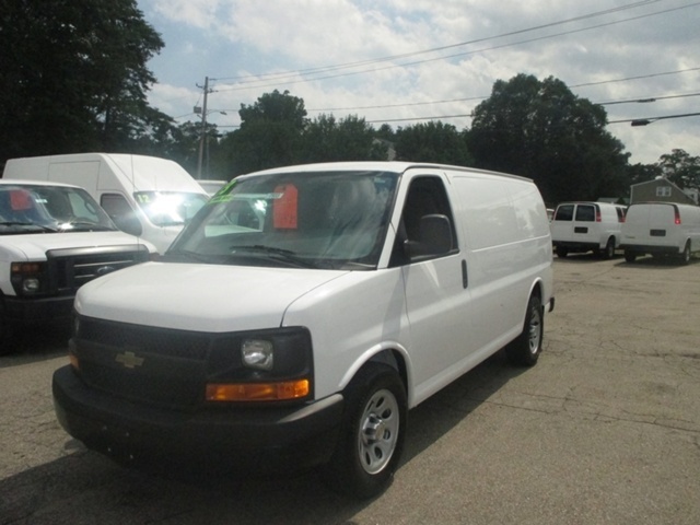 2013 Chevrolet Express 1500  Cargo Van