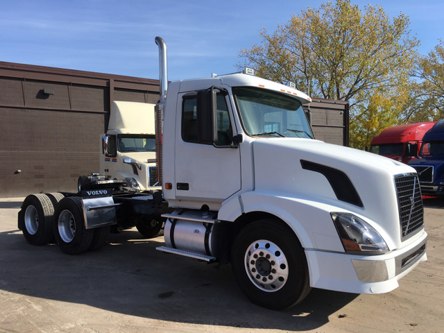 2007 Volvo All Models  Conventional - Day Cab