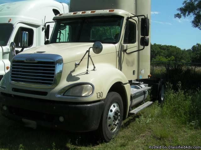 2007 Freightliner Columbia 120 RTR# 6033814-01
