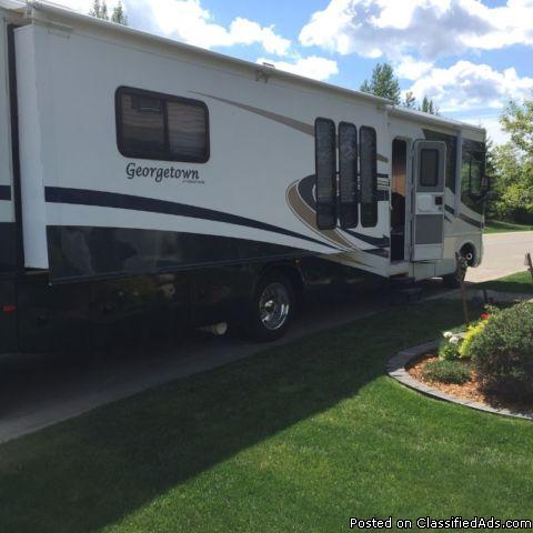 2000 Forest River Georgetown 373DS Class-A Motorhome For Sale