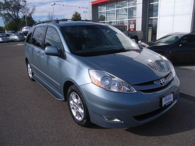 2006 Toyota Sienna XLE 7 Passenger