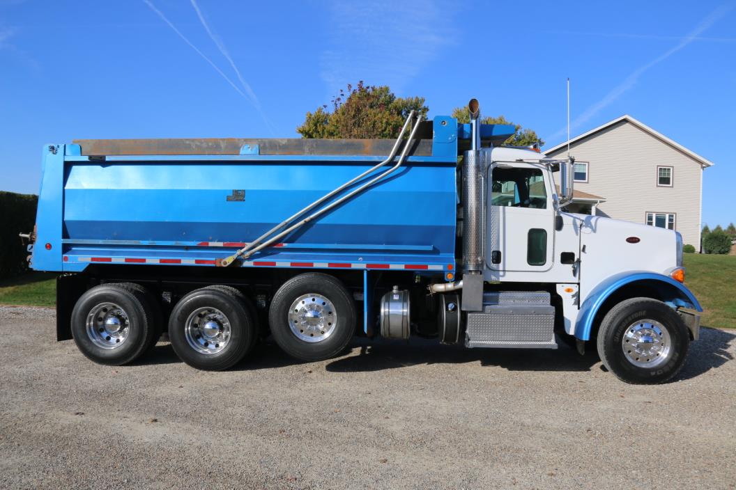2012 Peterbilt 365  Dump Truck