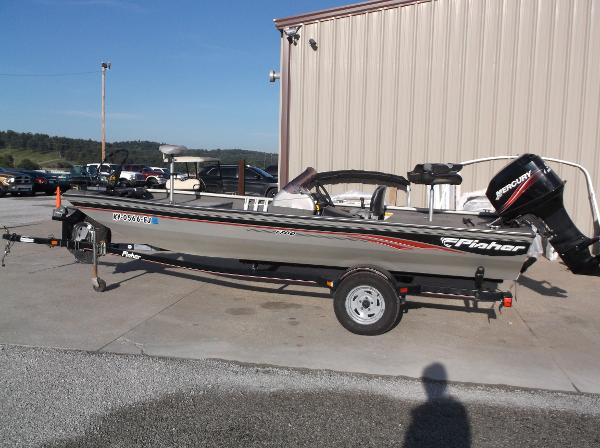 2007 Fisher 1700