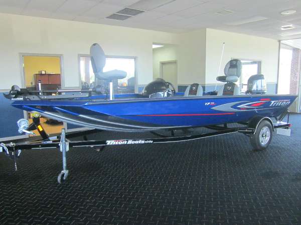 2016 TRITON BOATS 17 TX