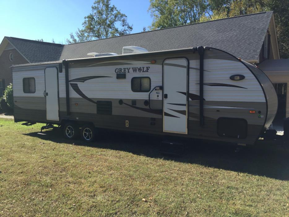 2015 Forest River CHEROKEE GREY WOLF 27RR