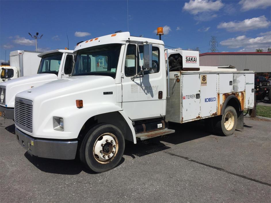 2001 Freightliner Fl50  Utility Truck - Service Truck