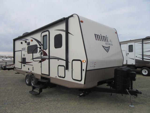 2017 Forest River Rockwood Mini Lite 2507S SOLID SURFACE/