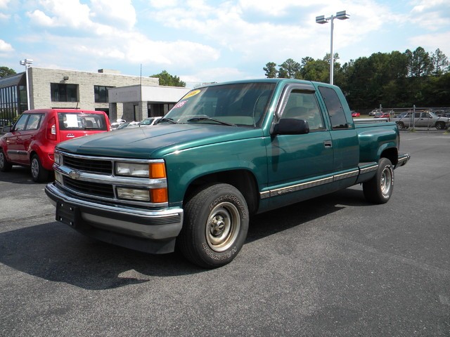 1996 Chevrolet C/K 1500 Ext Cab 141.5 WB