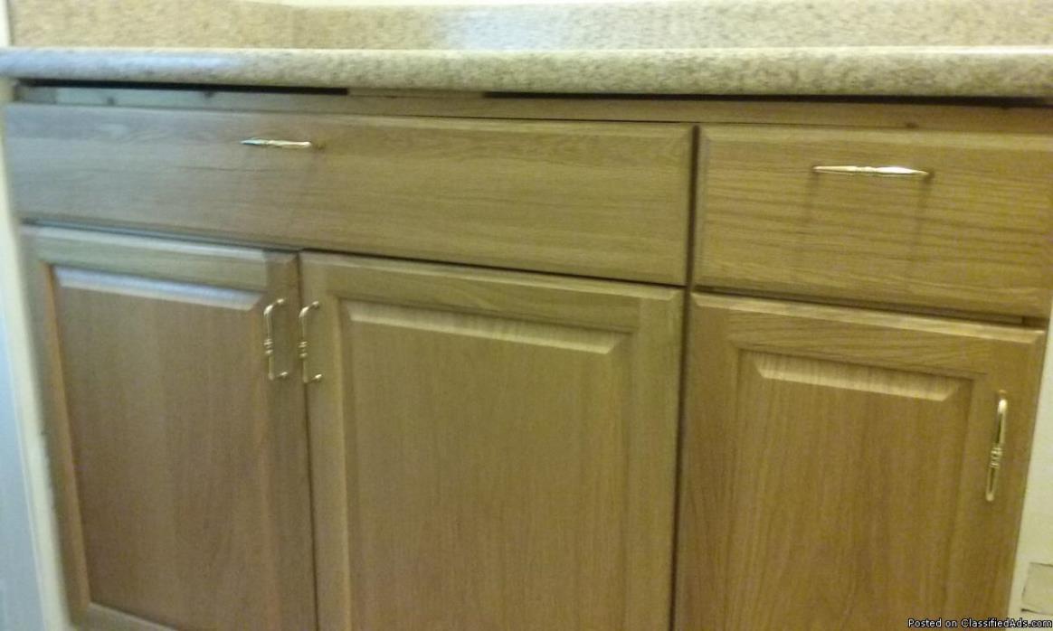 Countertop and Cabinet Ensemble, 0