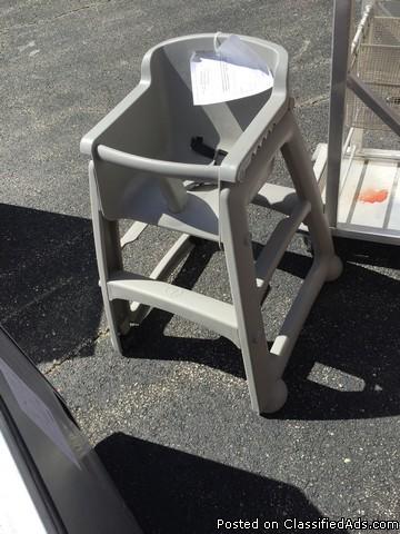 Misc lot of Trash Cans & High Chairs RTR# 6053029-10, 2